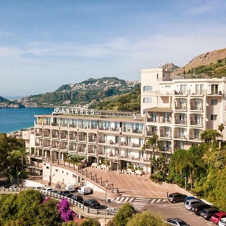 Hotel Antares يتوجاني المظهر الخارجي الصورة