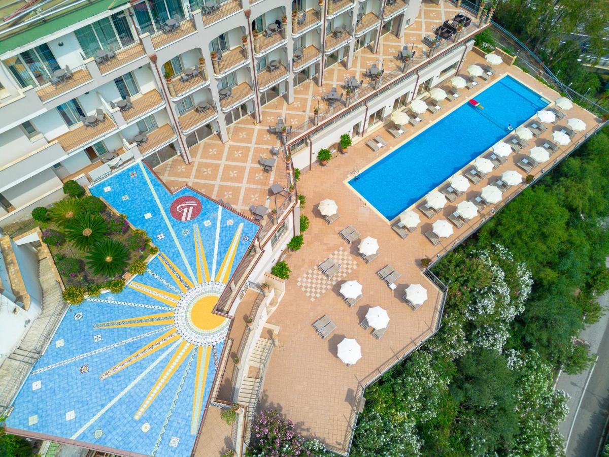 Hotel Antares يتوجاني المظهر الخارجي الصورة